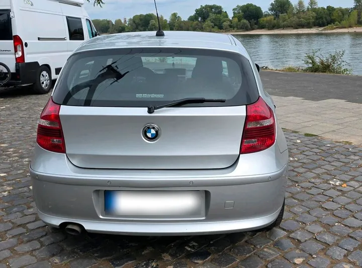 BMW 118