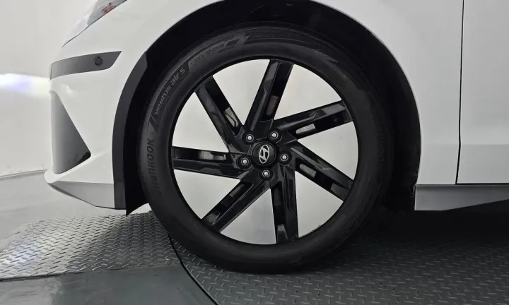 Hyundai Ioniq6