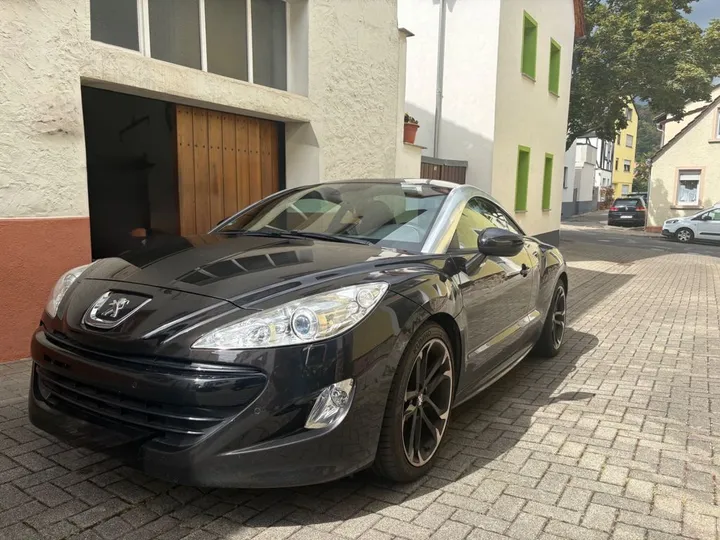 Peugeot RCZ