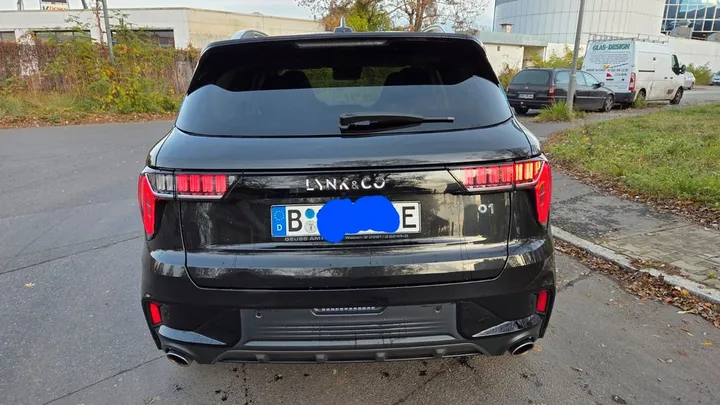 Lynk&Co 01