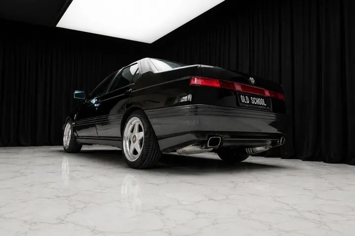 Alfa Romeo 164