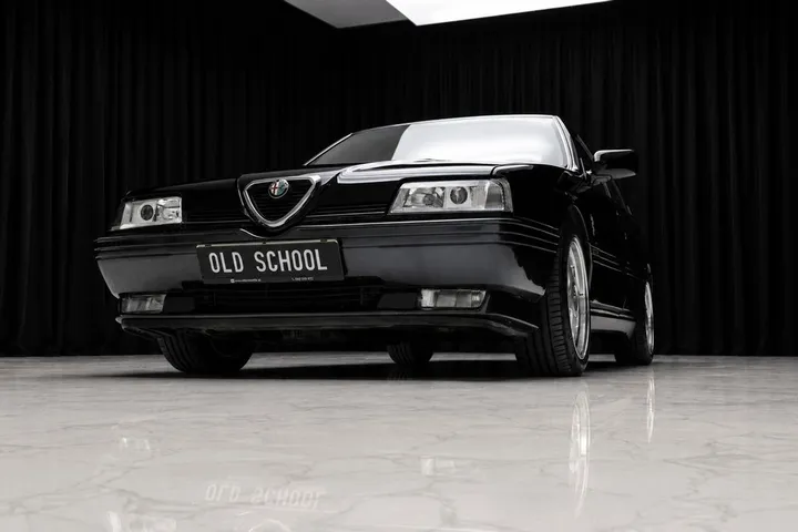 Alfa Romeo 164