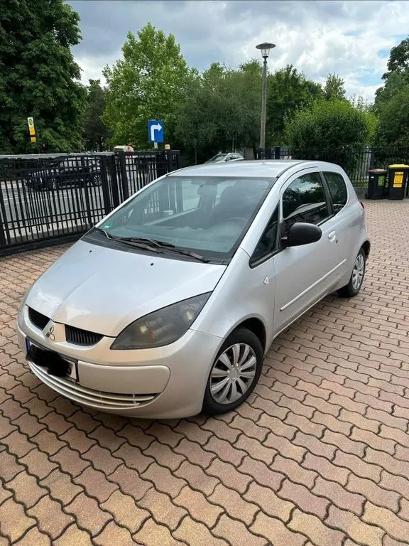 Mitsubishi Colt