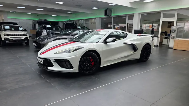 Corvette C8