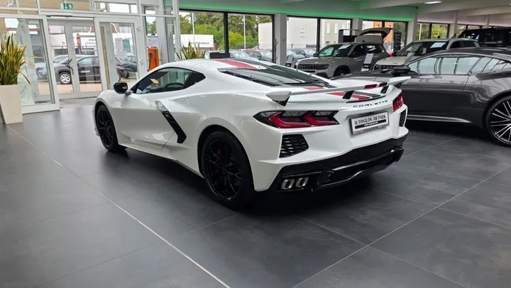 Corvette C8