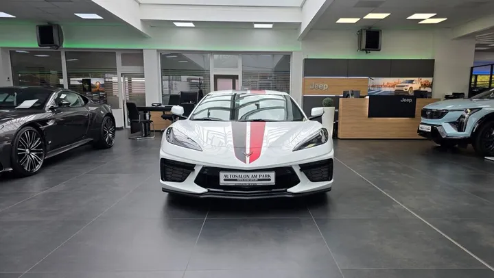 Corvette C8
