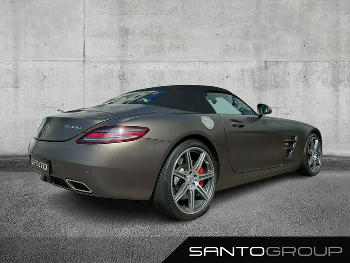 Mercedes-Benz SLS AMG