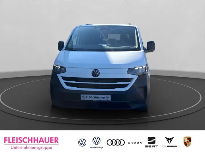 Volkswagen T7 Kombi