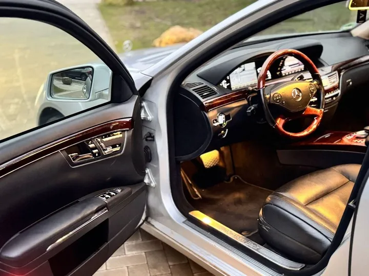 Mercedes-Benz S 500