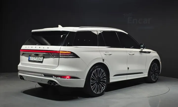 Lincoln Aviator