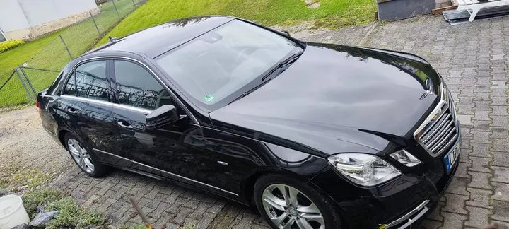 Mercedes-Benz 200