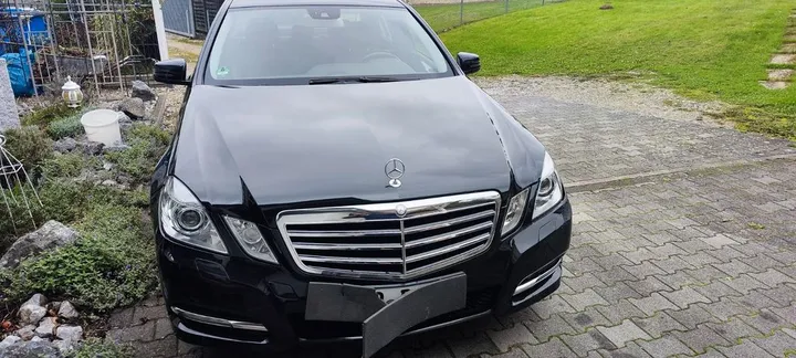 Mercedes-Benz 200
