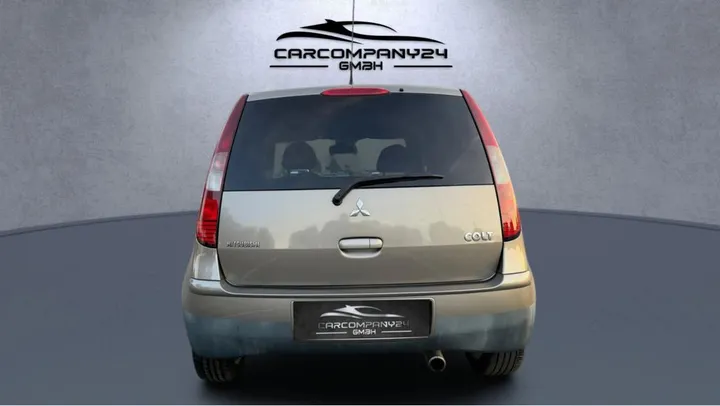 Mitsubishi Colt