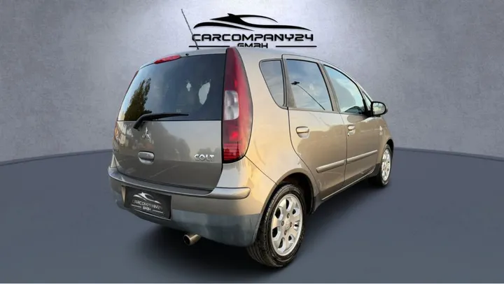 Mitsubishi Colt