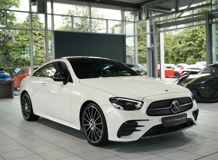 Mercedes-Benz E 300