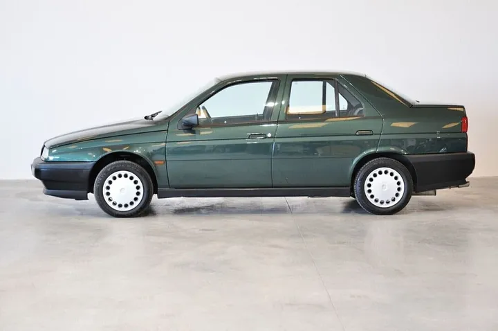 Alfa Romeo 155