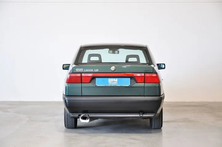 Alfa Romeo 155