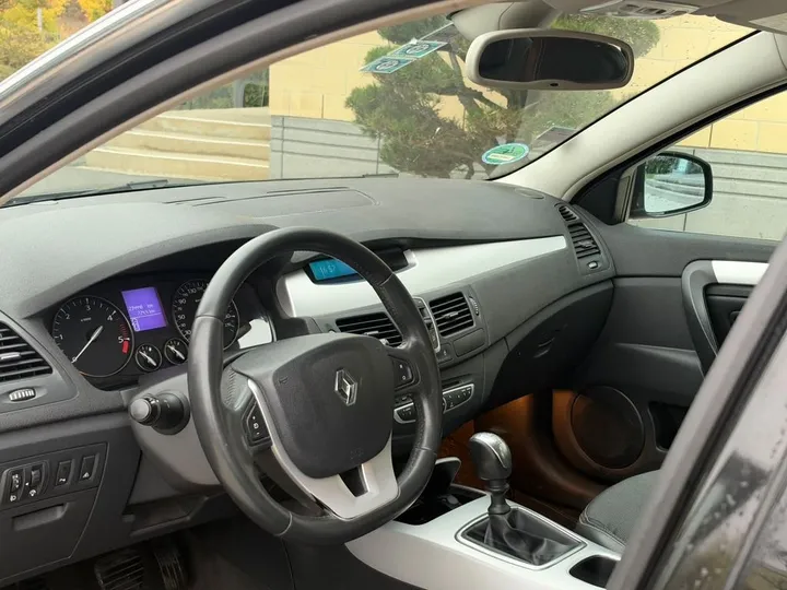 Renault Laguna