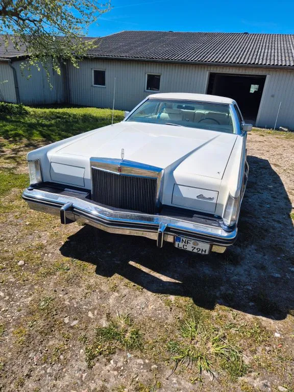 Lincoln Continental