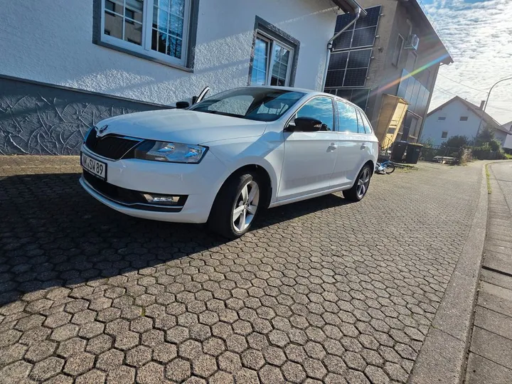 Škoda Rapid