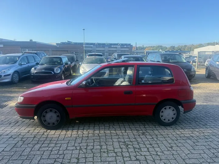 Nissan Sunny