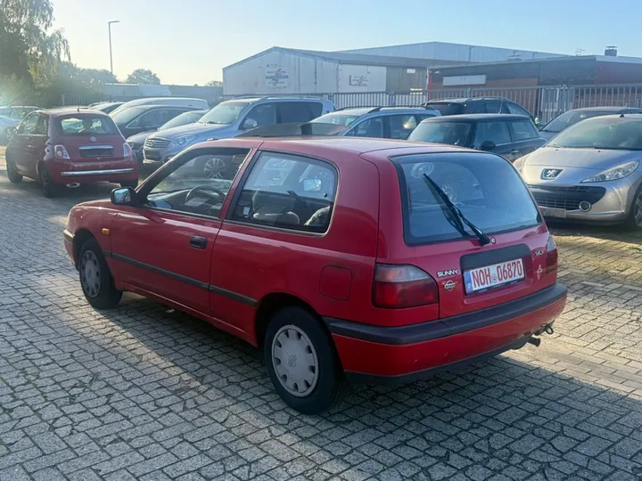 Nissan Sunny