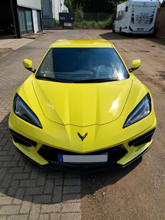 Corvette C8