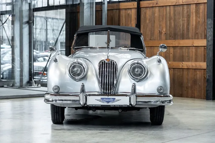 Jaguar XK