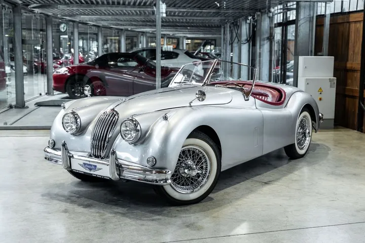 Jaguar XK