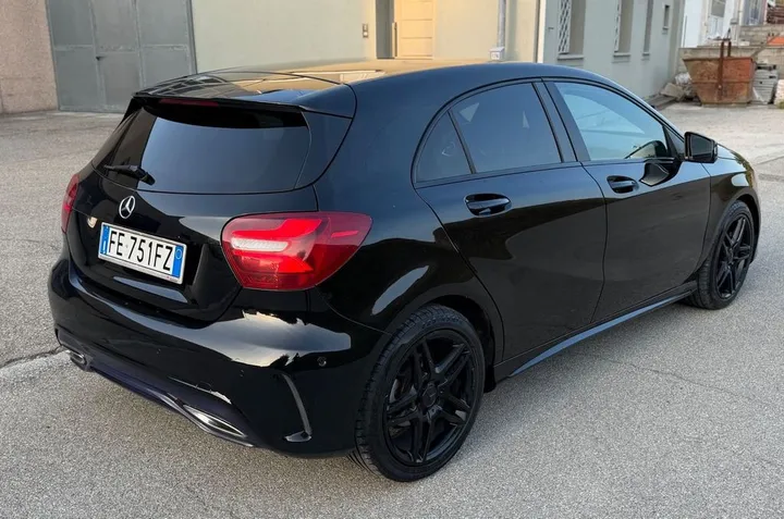 Mercedes-Benz A 180