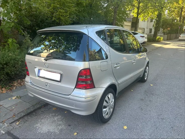 Mercedes-Benz A 160