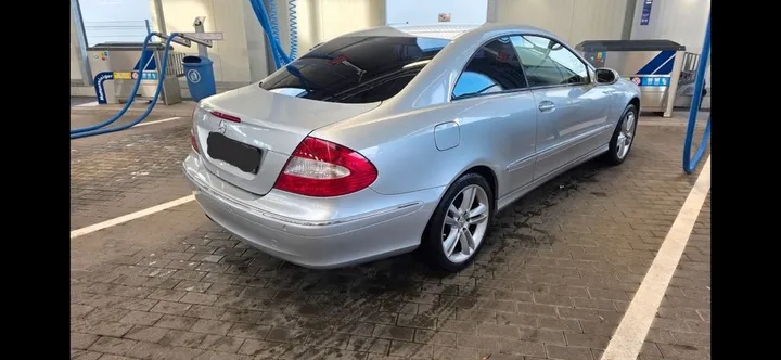 Mercedes-Benz CLK 200