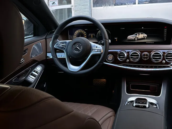 Mercedes-Benz S 600