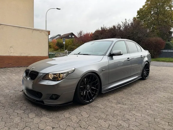 BMW 550