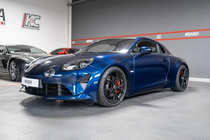 Alpine A110
