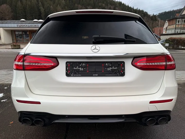 Mercedes-Benz E 53 AMG