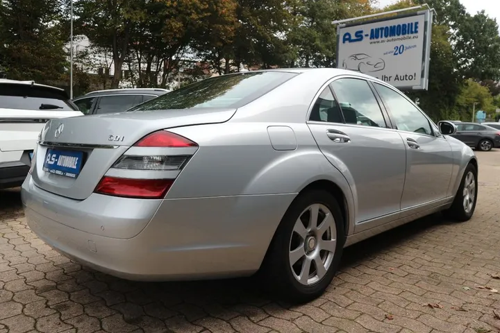 Mercedes-Benz S 320
