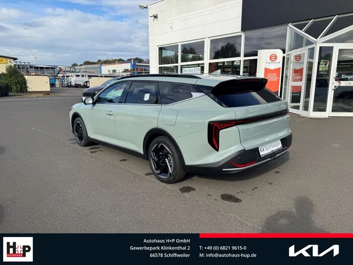 Kia K4