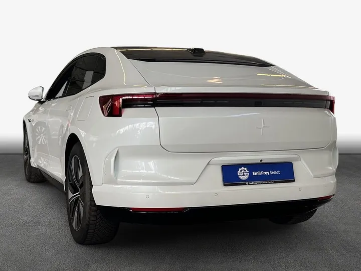 Polestar 4