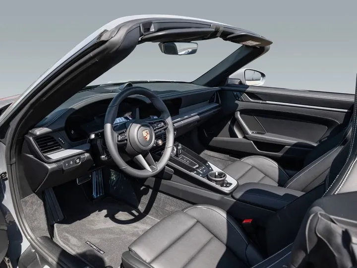 Porsche 992
