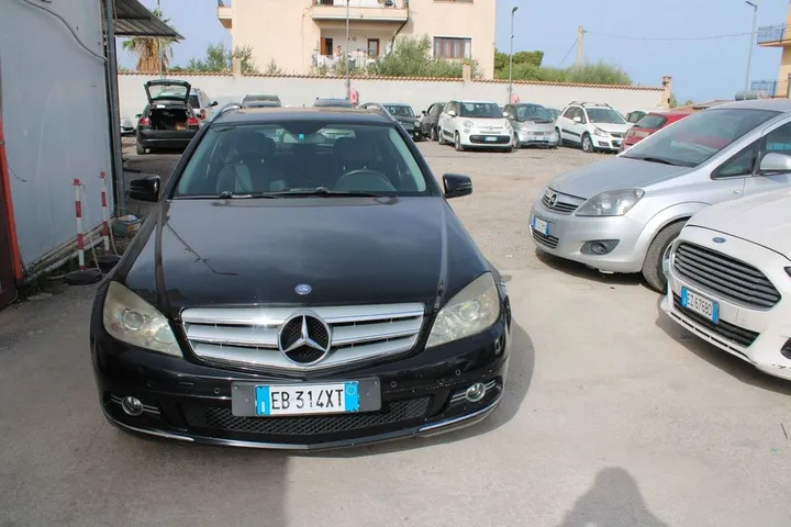 Mercedes-Benz C 220
