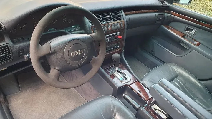 Audi A8