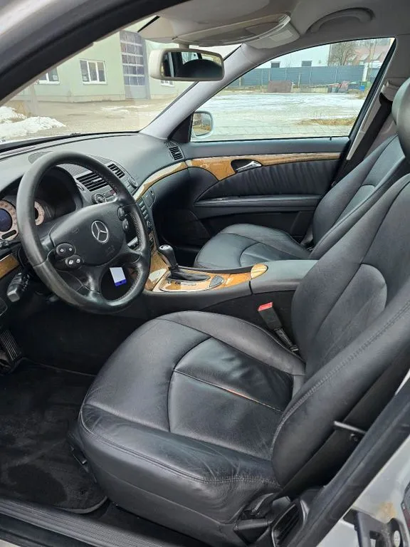 Mercedes-Benz C 320