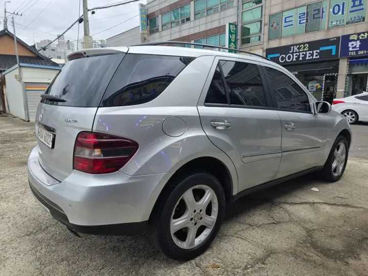 Mercedes-Benz M-class