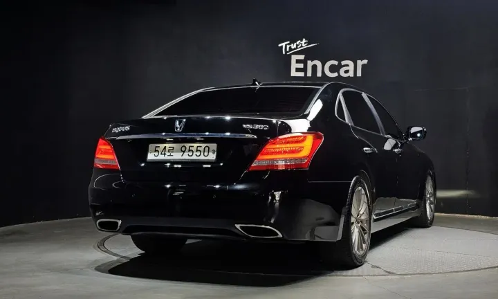 Hyundai Equus