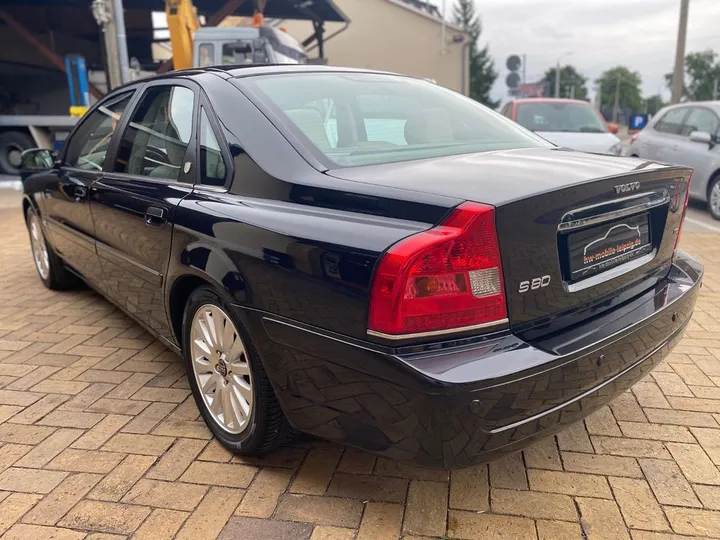 Volvo S80