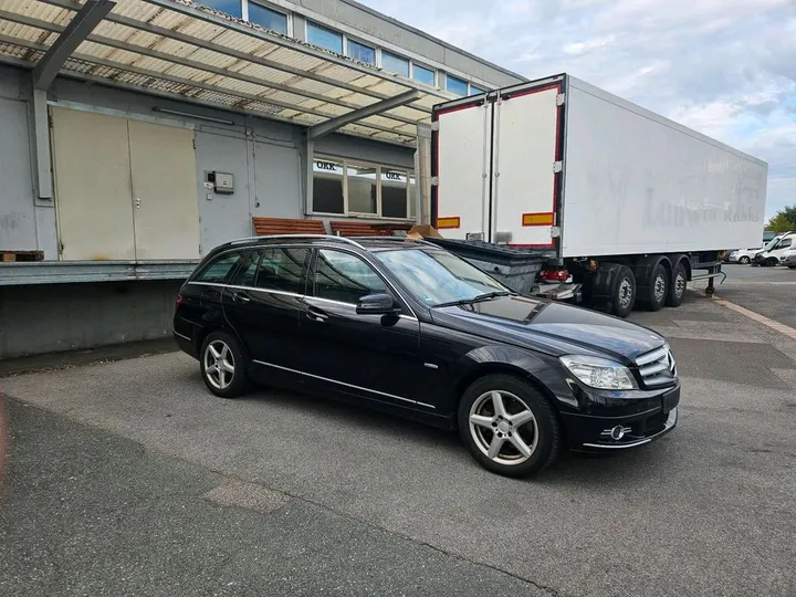 Mercedes-Benz C 220