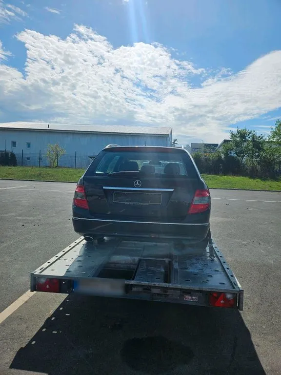 Mercedes-Benz C 220