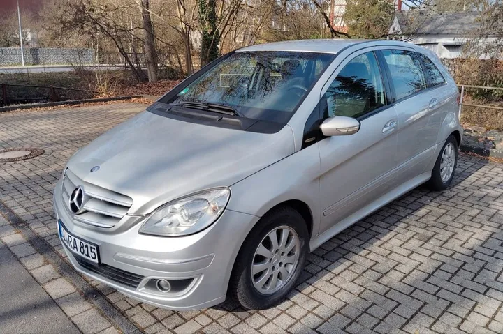 Mercedes-Benz B 170