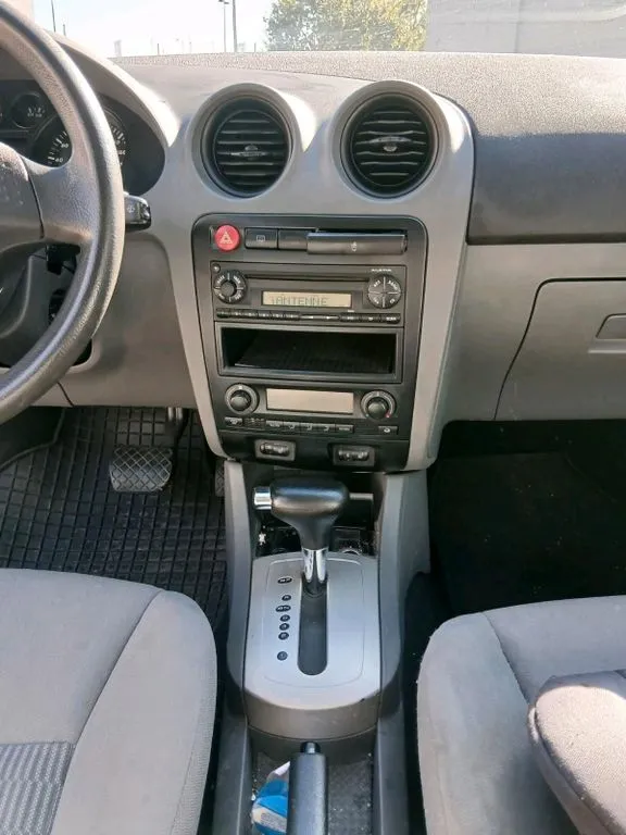 Seat Cordoba